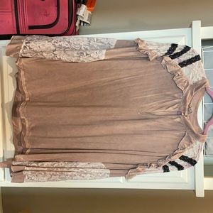 Dusty rose boutique top